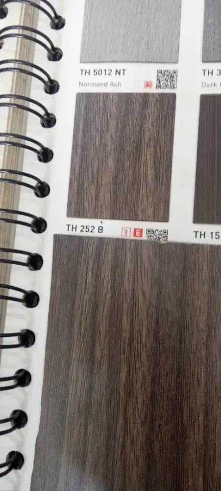 HPL Taco TH 252 B woodgrain