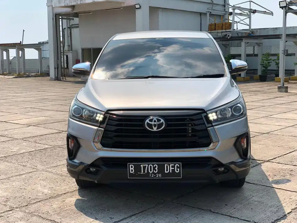 TOYOTA KIJANG INNOVA 2.0 VENTURER AT BENSIN 2021 ,LOW KM BAGUS 2022