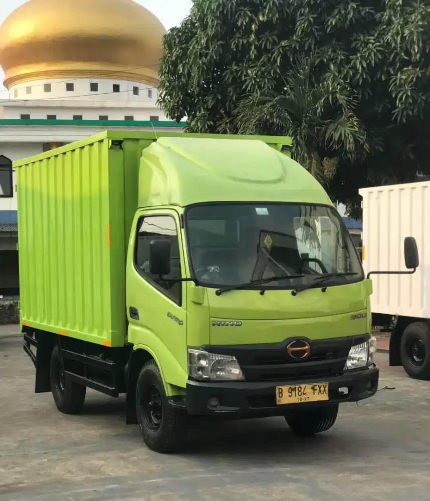 Hino Dutro 115SD engkel std box 2022 ( euro 4 )