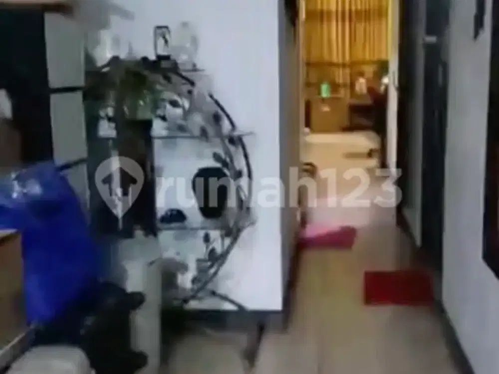 Rumah, 2 Lantai, SHM, di Gandaria