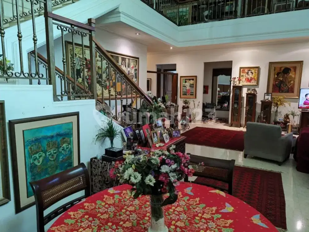 Rumah Diampera Tinggal Huni