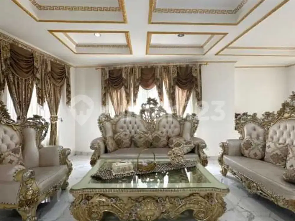 Rumah, 3,5 Lantai, Min. Sewa 2 Tahun, di Pondok Labu