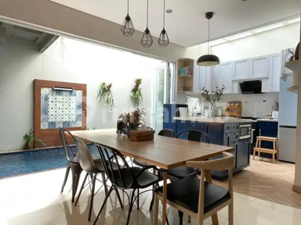 Rumah Mewah dengan Private Pool di Serenia Hills - Cluster Titan Lebak Bulus Jaksel