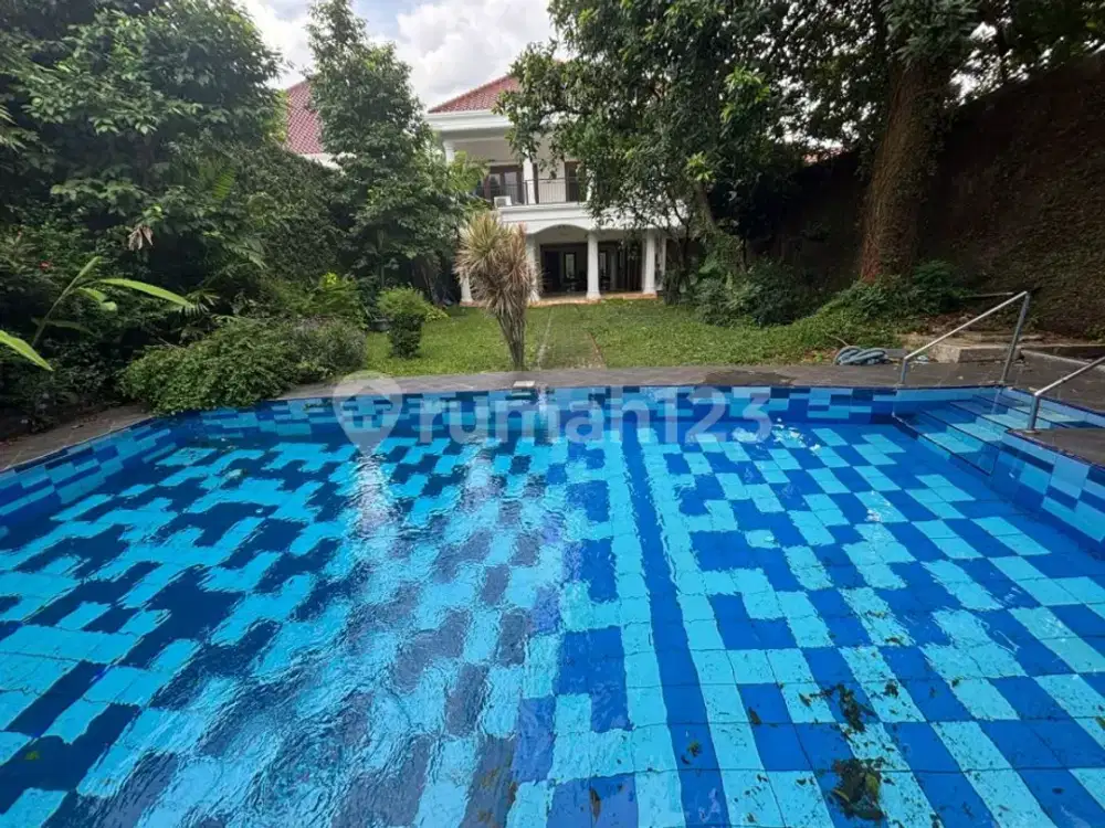 For Sale Rumah Mewah Ada Pool di Kemang Timur Jakarta Selatan