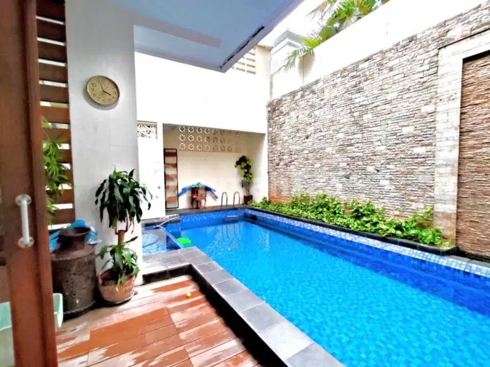 Jual Rumah Mewah Siap Huni Ki Mangunsarkoro, Menteng Jakarta Pusat