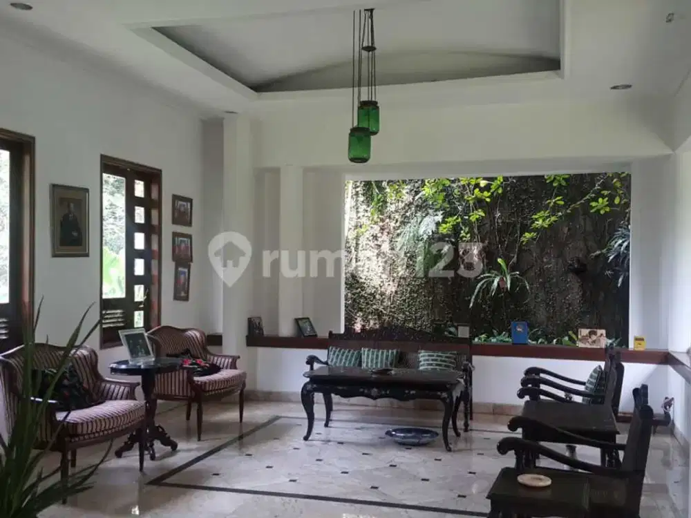 Dijual Rumah Luas 2 Lantai di Pondok Labu Cilandak Jakarta Selatan
