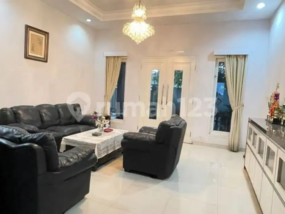 Rumah, 1 Lantai, di Pela Mampang