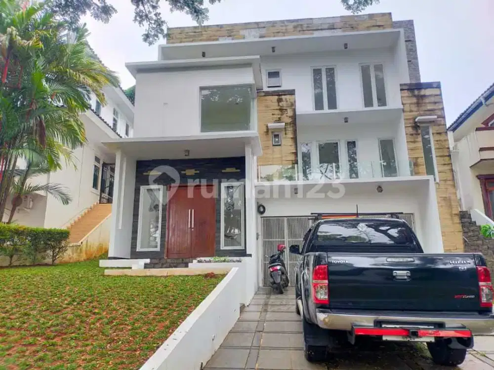 Rumah Bangunan 3 Lantai Siap Huni Dijual Sentul City