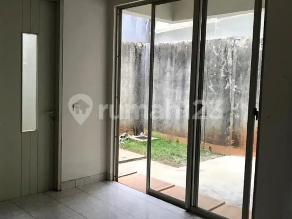 Dijual Rumah Ada 2 Samping Sampingan SHM di Naturale Foresta - BSD