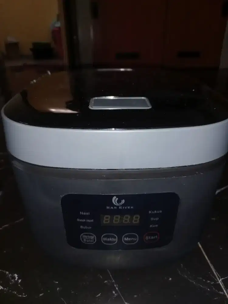 Rice cooker penanak nasi Hanriver 2,2 liter 900 watt Smart Magic Com