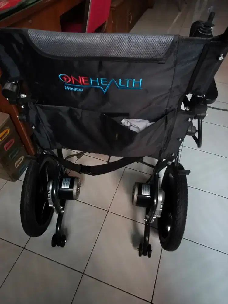 Kursi Roda Listrik OneHealth
