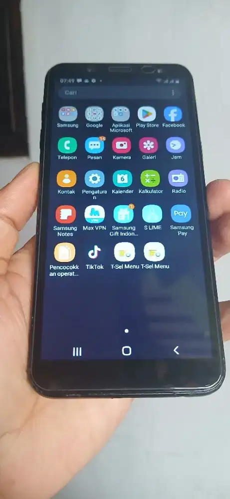 Samsung J6 ram 3/32 aman semuanya