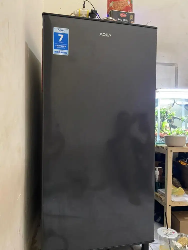 JUAL CEPAT KULKAS 1 PINTU AQUA