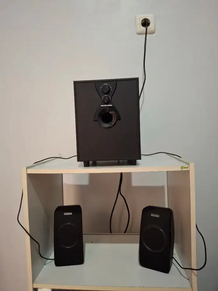 Speaker simbadda