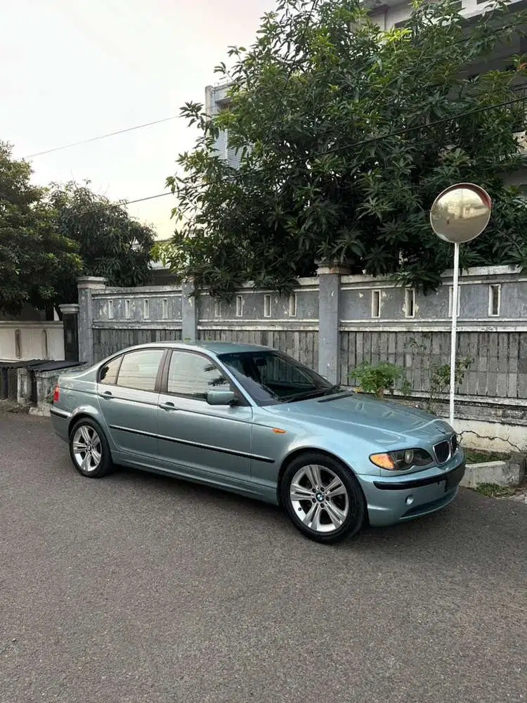 BMW E46 318i N42 2002