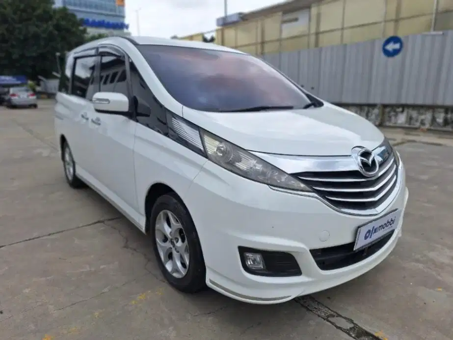 DP MURAH Mazda Biante 2.0 Bensin-AT 2014  CNIRB
