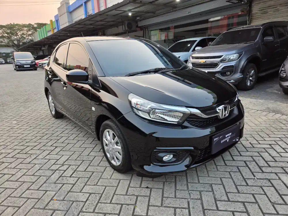 Honda Brio E CVT AT Facelift Black  NIK 2023 KM29rb