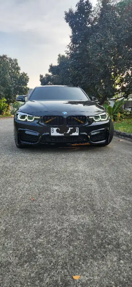 BMW F30 Full Modif