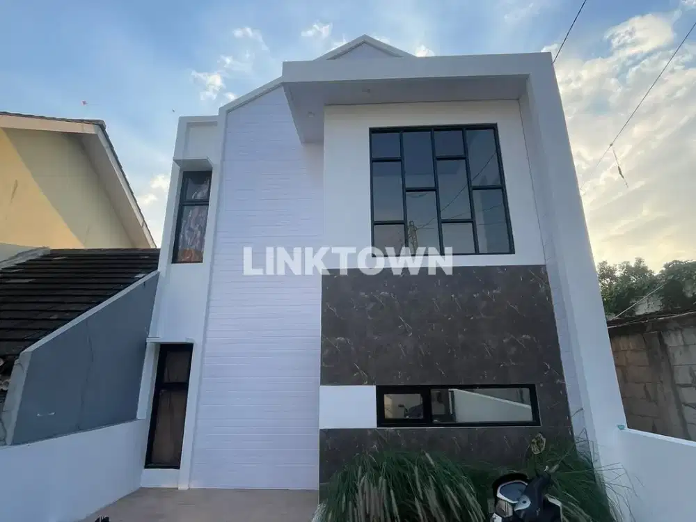 Good Deal!!! Jual Cepat Rumah Furnish 2Lantai Modern Luas 110m² di Cibiru Regency Bandung