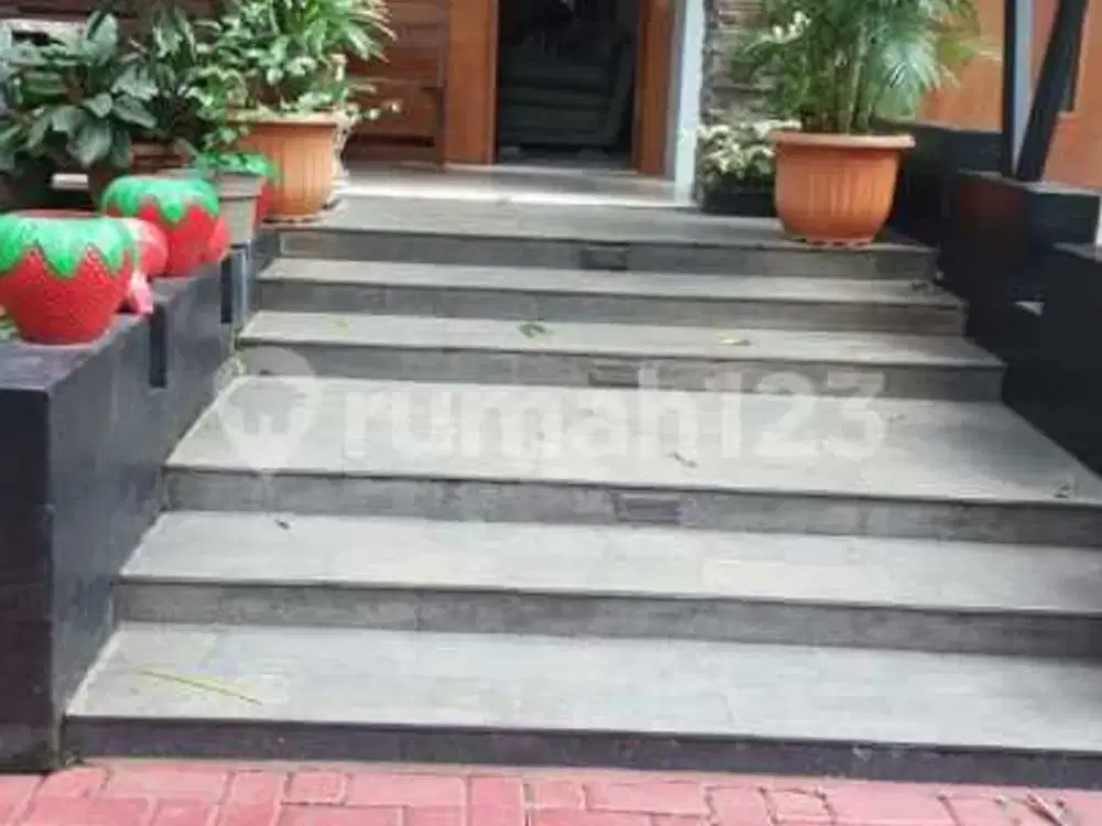Rumah Furnished Boulevard Pesona Khayangan Depok