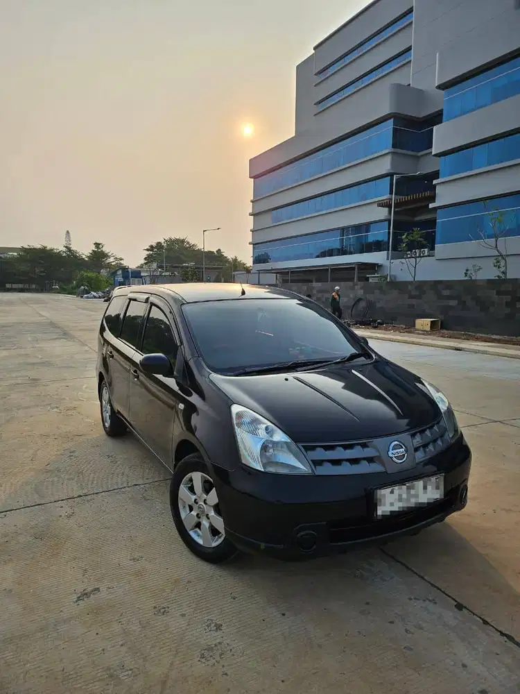 Nissan Grand Livina 1.5 XV 2008 Automatic Hitam