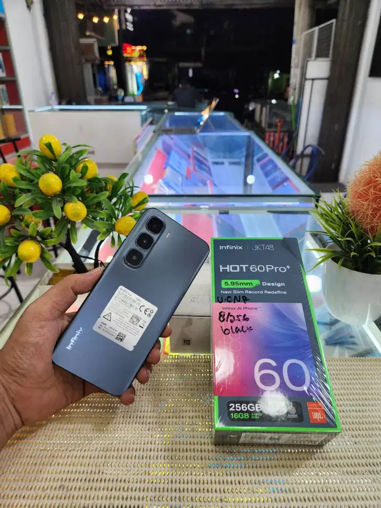 Infinix Hot 60 Pro Plus Ram 8+8Gb/ 256Gb Fullset Mulus Original 100%