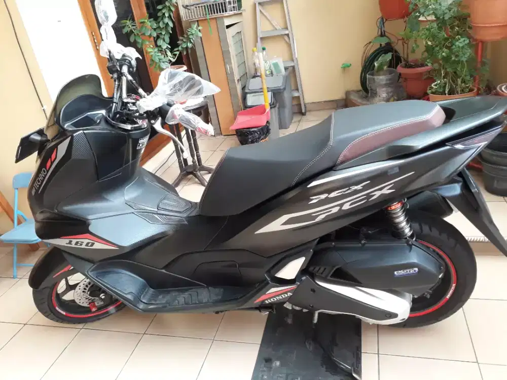 Honda PCX 160 CBS 2022, PUTIH