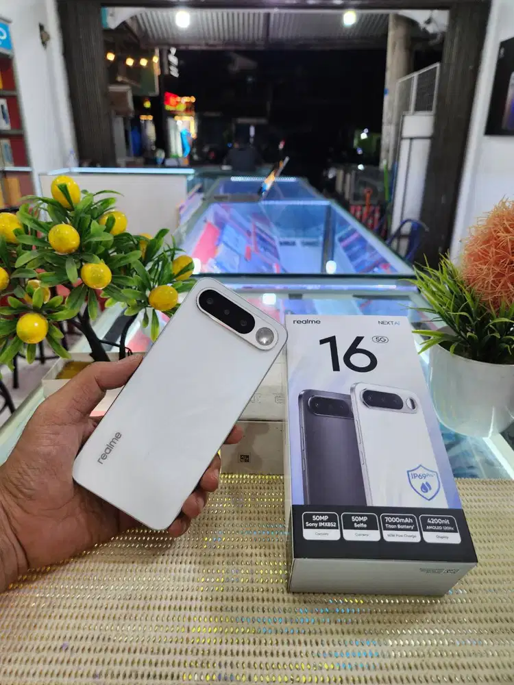 Realme 16 5G Ram 12+12Gb/ 256Gb Pemakaian 3 Minggu Like New Bergaransi