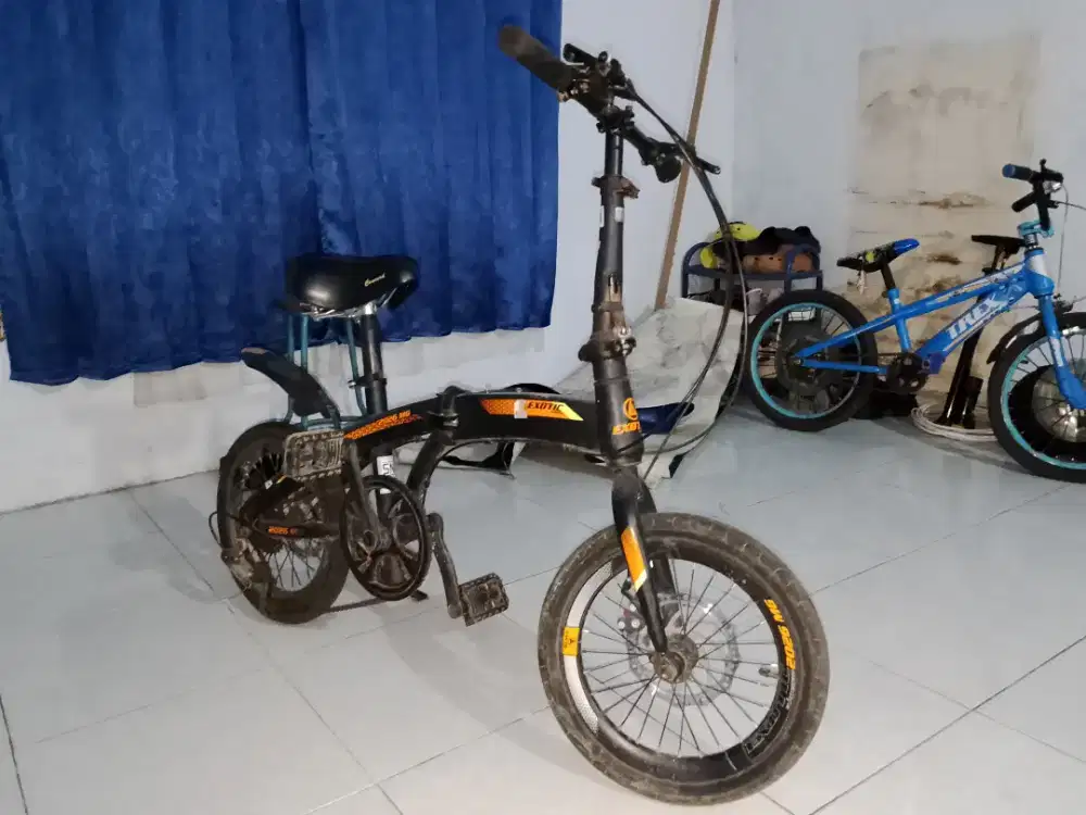 Sepeda lipat uk 20