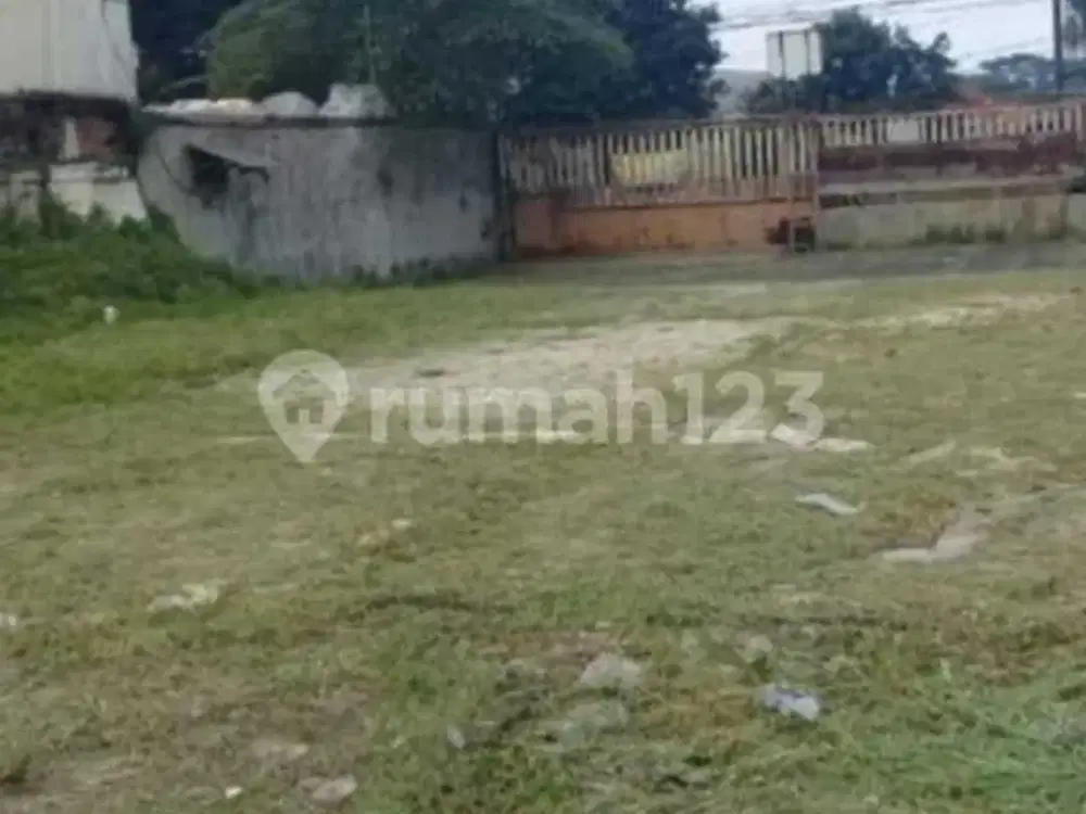 Lahan 4000 M2 dan Bangunan 3 Lantai bisa untuk Kos Kosan