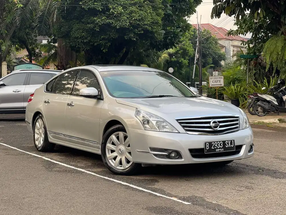 Nissan Teana 2.5 V6 XV AT 2011 Silver Metalik