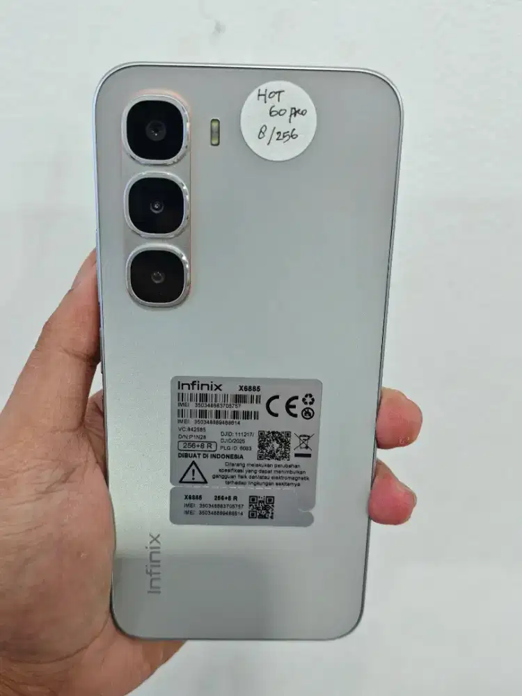 Infinix Hot 60 pro 8/256 Titanium silver like new