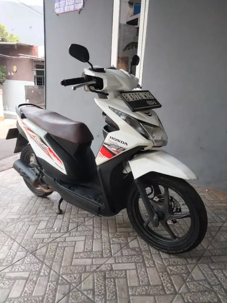 Honda Beat FI tahun 2013 siap pakai