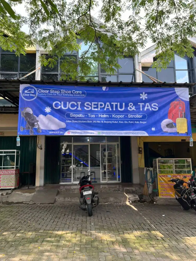 Lowongan Kerja Teknisi Cuci Sepatu