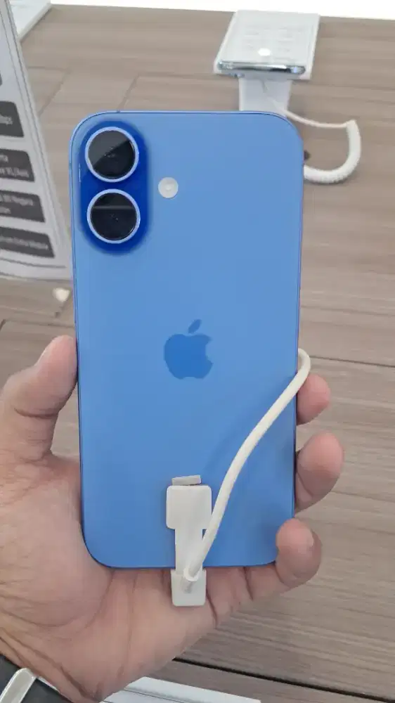 Iphone 16 basic 128GB