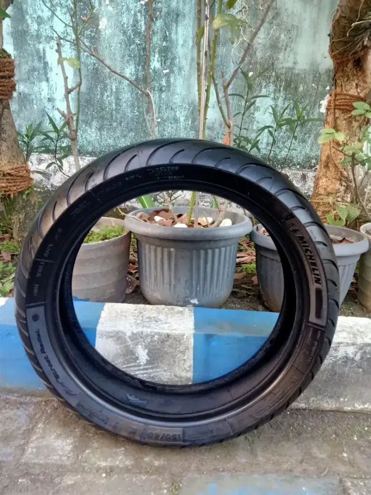 Ban motor michellin r17 150/60