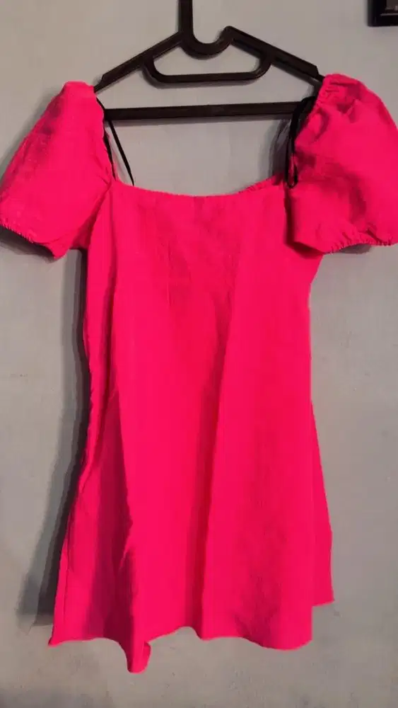 Baju dress merk H&M ukuran 36