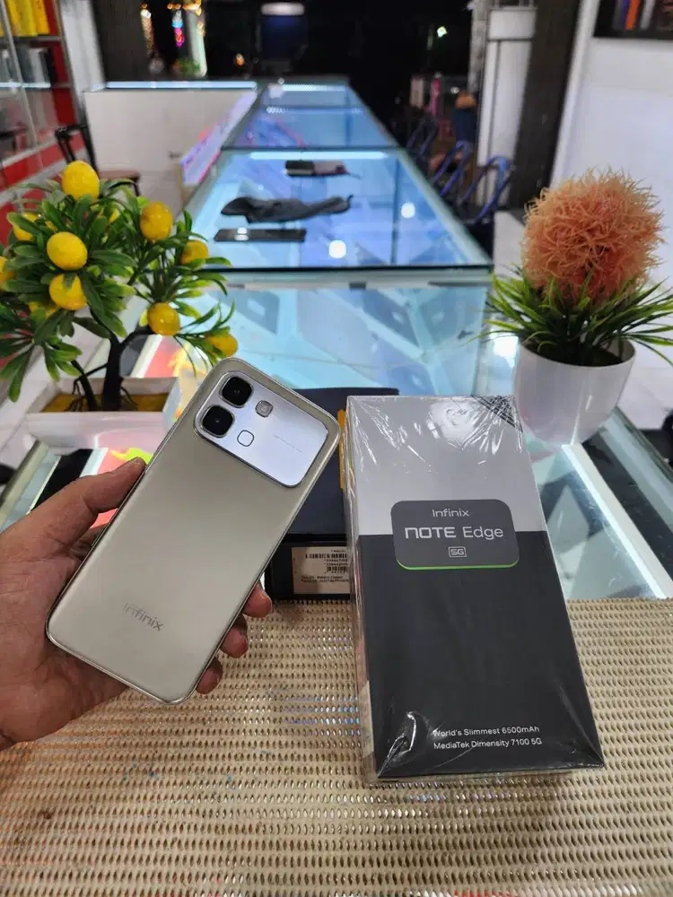 Infinix Note Edge 5G Ram 8+8Gb/ 256Gb Fullset Mulus Original 100%
