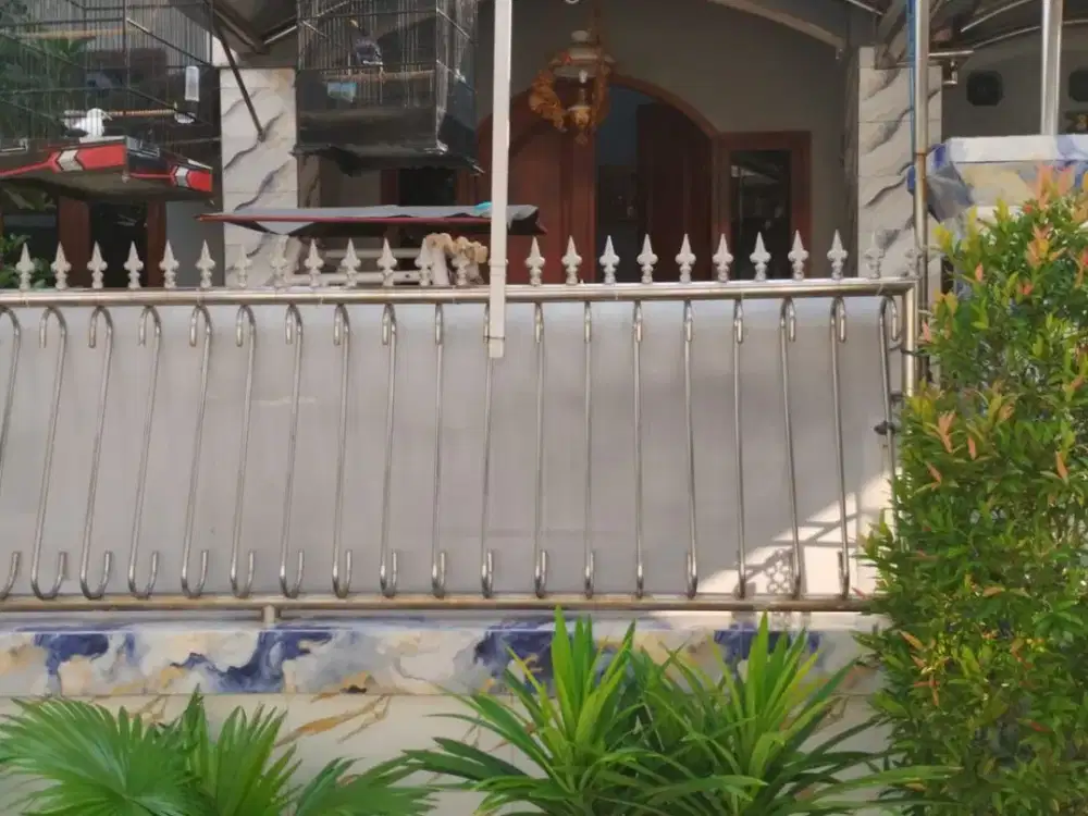 DI JUAL RUMAH SIAP HUNI DI DEKAT TUNJUNGAN PALZA