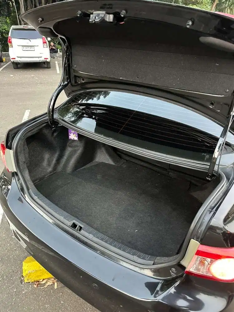 Toyota Corolla Altis 2011 Bensin