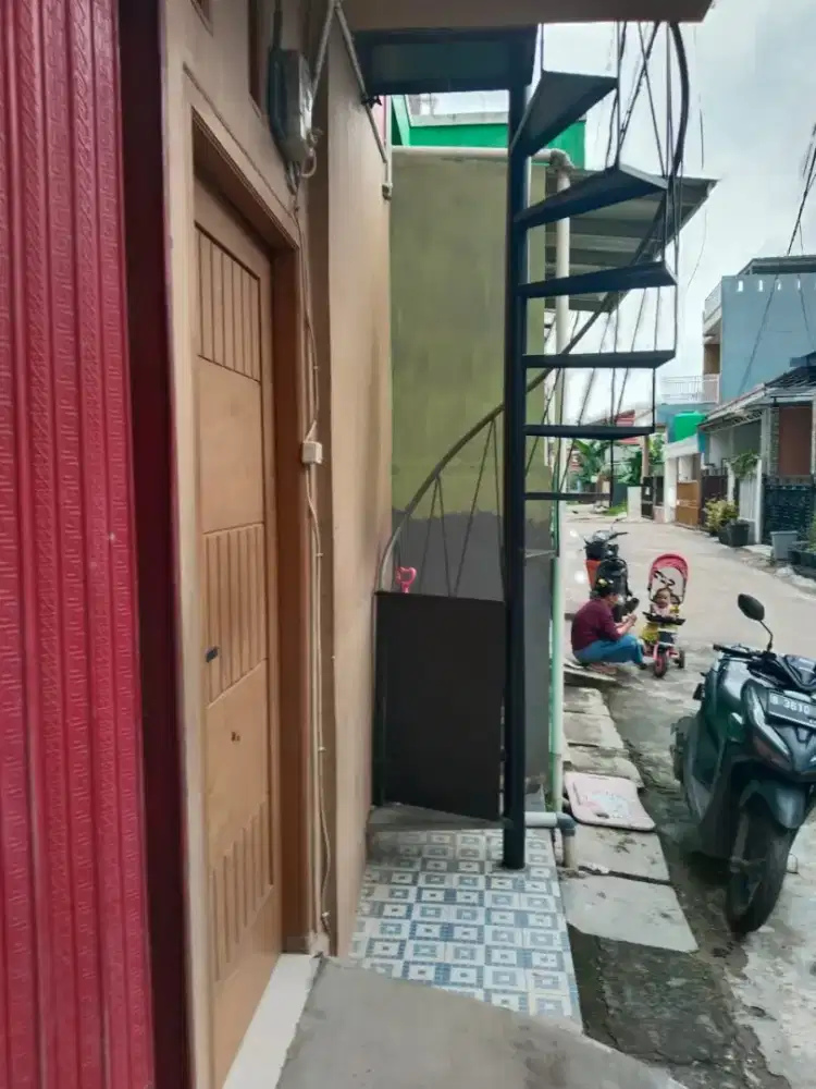 DIJUAL RUKO 3 LANTAI