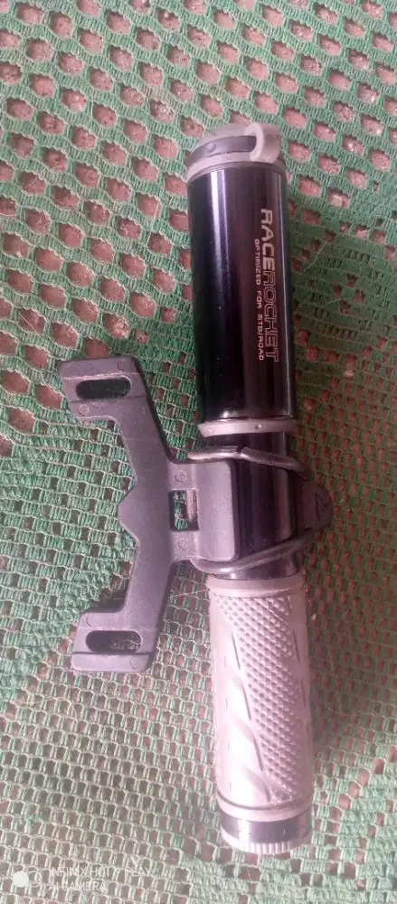 Pompa angin ban sepeda portable racerochet