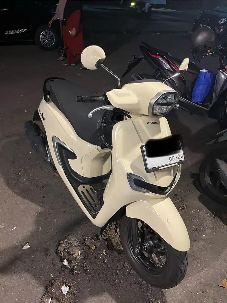 Honda Stylo 160 CBS