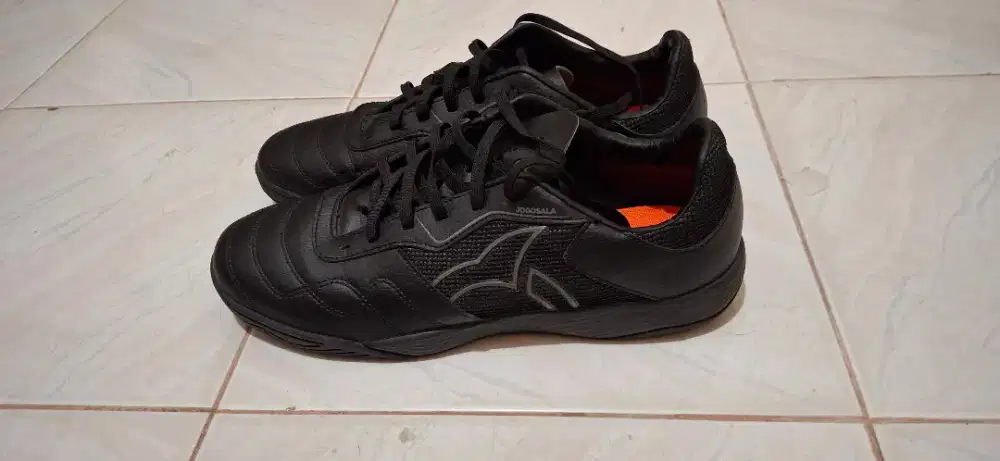 Sepatu Futsal Ortuseight Jogosala Strive