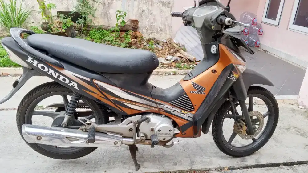 Honda Supra x 125 R tahun 2004