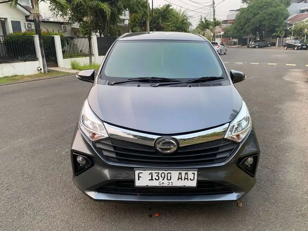Daihatsu Sigra R At