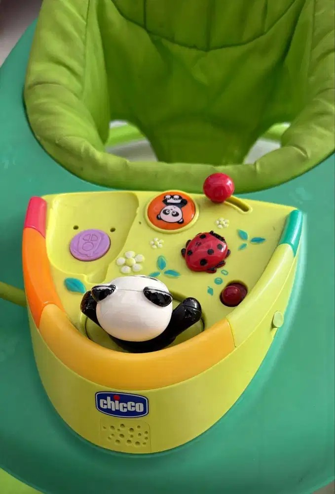 Baby walker merk chicco