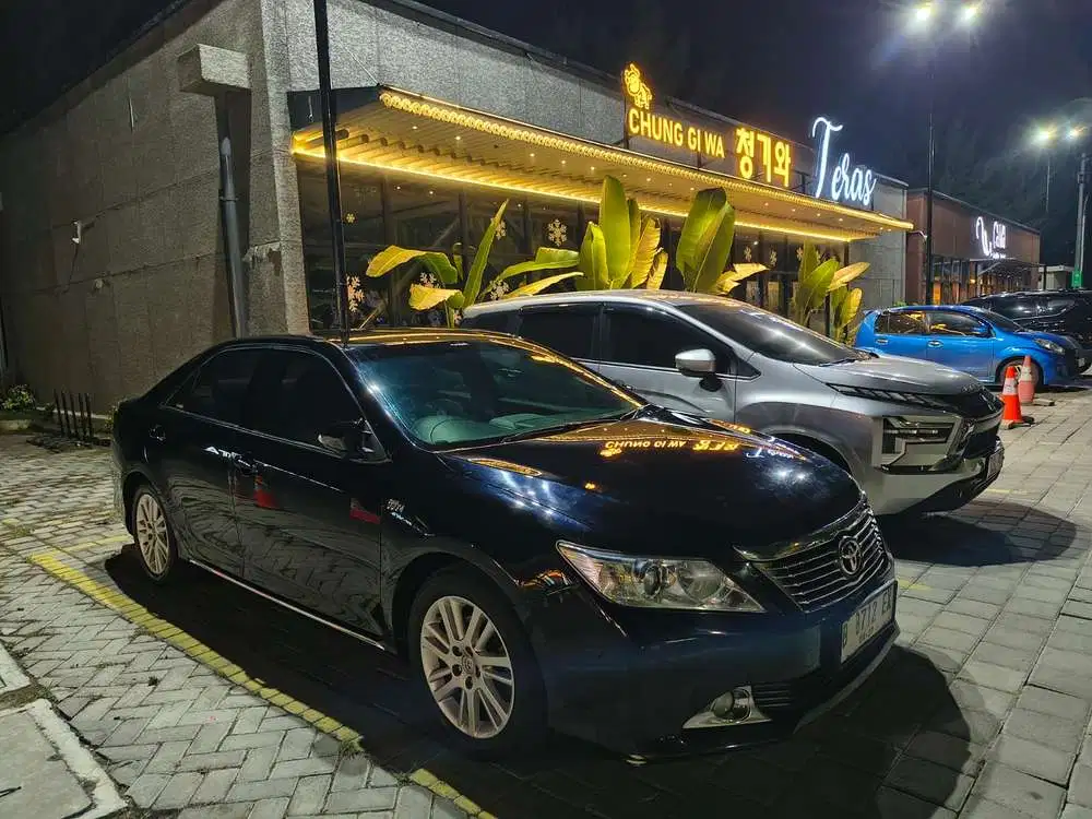 Toyota Camry 2.54 alt 2013 Bensin, Automatic