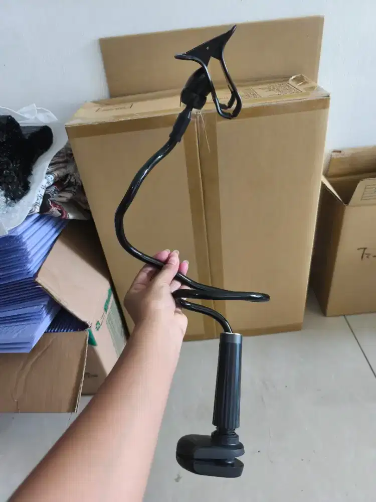 Tripod lentur masih baru