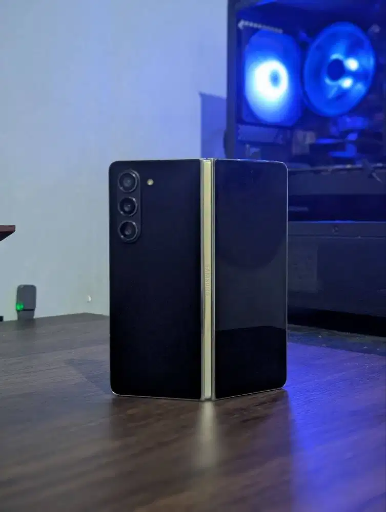 Samsung Z Fold 5 12/1TB Unit only